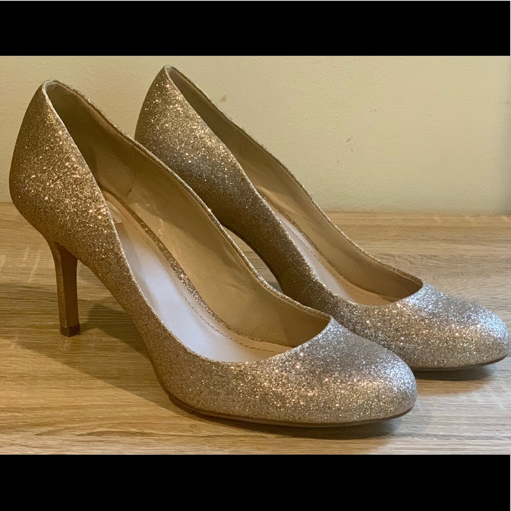 Vince Camuto Champagne Sparkle Heels